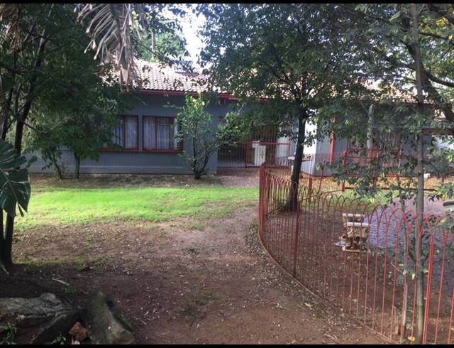 4 BEDROOM HOUSE FOR SALE IN KEW